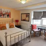 Grand Pier Guest House